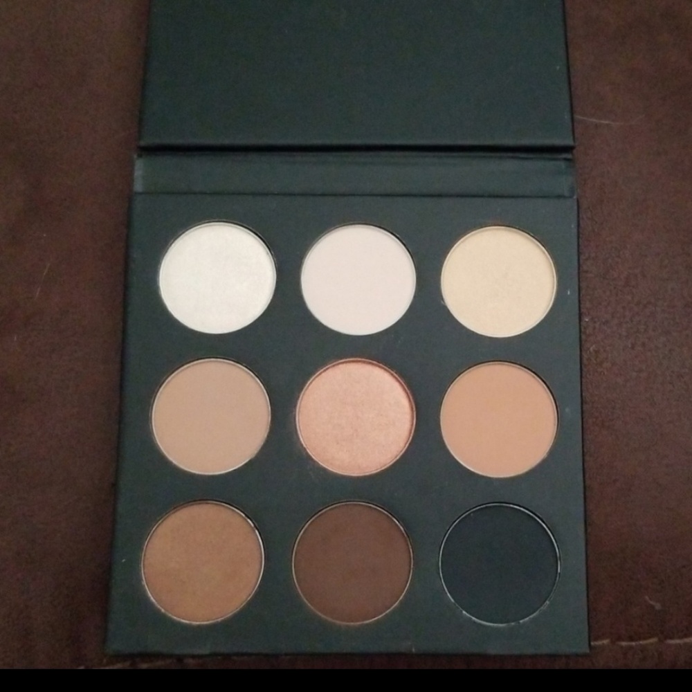 NEW StudioMakeup Palette